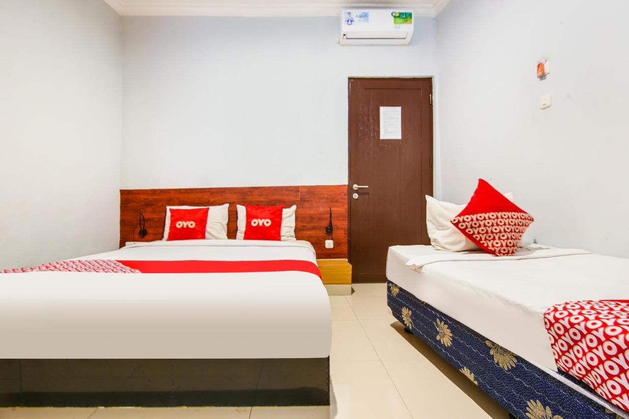 Collection O 91464 7 Dream Hotel Palembang Exterior photo