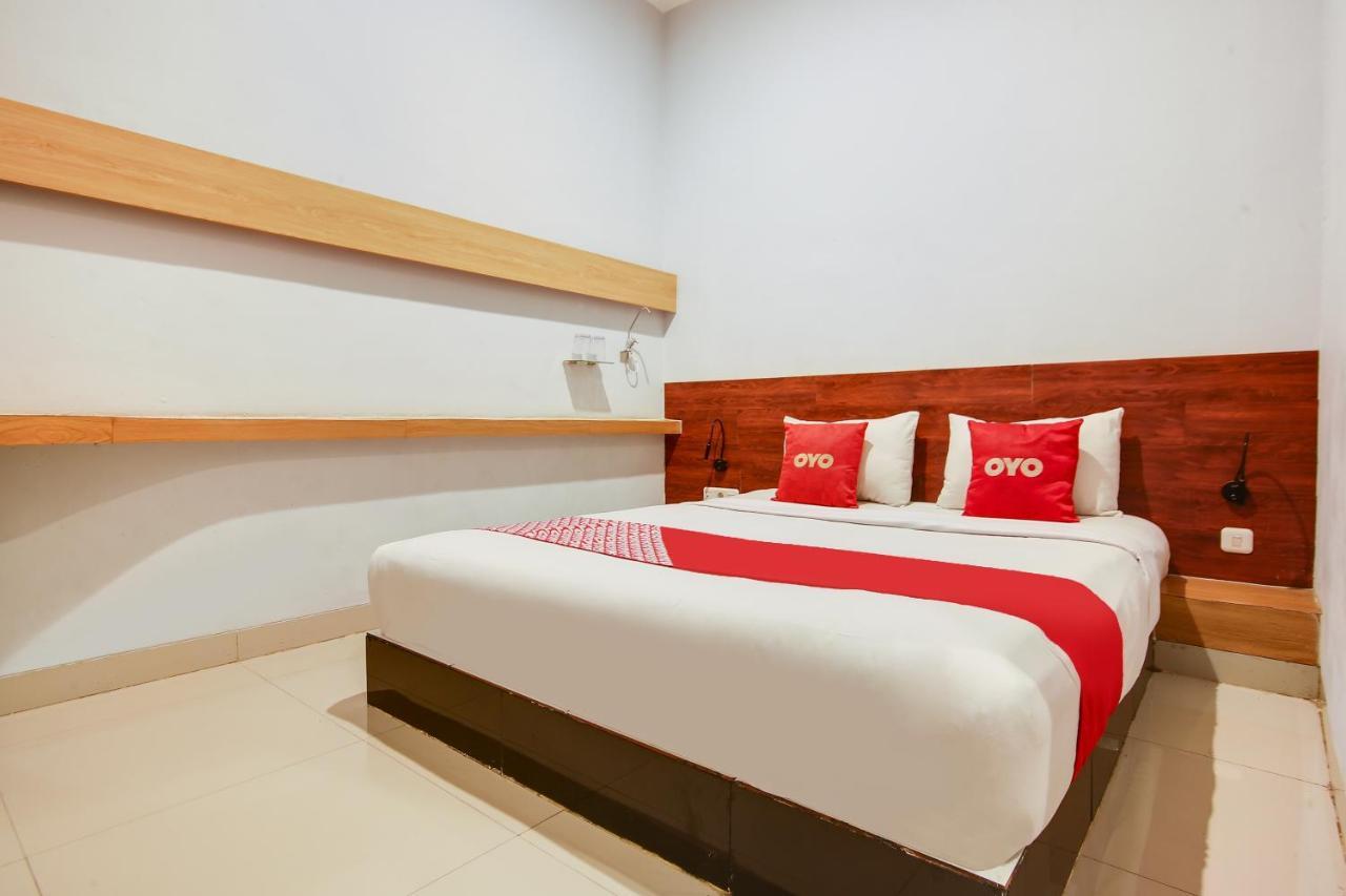 Collection O 91464 7 Dream Hotel Palembang Exterior photo